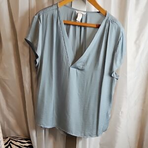 H&M Light Green/blue V-Neck Blouse Sz 16